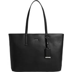 Calvin Klein Must Shopper Tote - Black