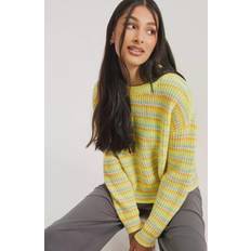 Gule - Strikkegensere Pieces Pcbina Ls O-Neck Knit Bc - Gul