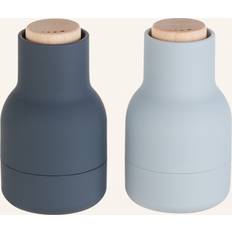 Accessoires de cuisine Audo Copenhagen Bottle Grinder Small H 1 1. 5 cm Hêtre / Blues (Lot de 2) Moulin à poivre, Moulin à sel