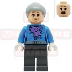 LEGO Aunt May Marvel Minifigures 76057