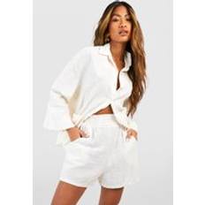 Boohoo Shorts boohoo Textured Lightweight Cotton Elasticated Waist Shorts Cream