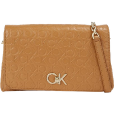 Calvin Klein Bolsos bandolera Calvin Klein Faux Leather Shoulder Bag - Brown Sugar