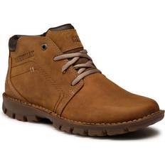 Beige Chukka Boots Caterpillar Transform Boots