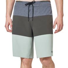 Oakley Swimwear Oakley Ozaki Block Mens Boardshorts, Uniform Grn 7ug