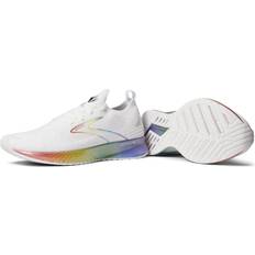 Brooks MenAs Levitate StealthFit Neutral Running Shoe WhiteOysterMulti