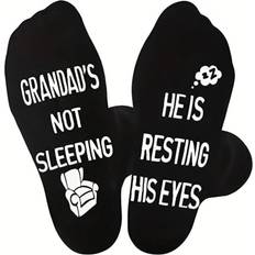 Shein Socken Shein 1 Pair Men's Black Socks With Lettering And Glue Dots "GRANDPA's NOT ASLEEP, HE IS RESTING HIS EYES" Funny Non-Slip Mid Calf Socks, Funny Gift For Grandpa, Grandpa Gifts,Gifts For Grandparents On Father's Day/Christmas/Birthday