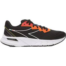 Diadora Men Running Shoes Diadora Mythos Blushield Volo Black/White/Orange