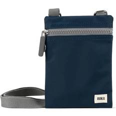 ROKA Sacs ROKA Chelsea Crossbody Telefonveske Midnight Blue