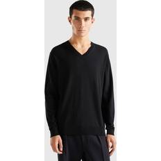 United Colors of Benetton Jumpers United Colors of Benetton V-neck Sweater In Lightweight Blend, XL, Black, Men