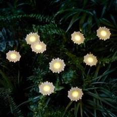 Lights4fun 9 Daisy Flower Solar Stake Lights