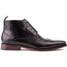 Chukka Boots Simon Carter Whisker Brogue Boots Black