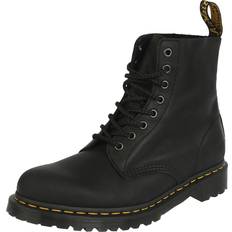 Dr. Martens Känga Rockabilly av 1460 Pascal Black Waxed Full Grain Herr svart