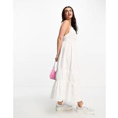 Pitkä mekko - Valkoinen Mekot Vero Moda cross back maxi dress in whiteXXS