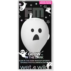 Wet N Wild Fantasy Maker Glow In The Dark Makeup Sponge