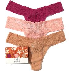 Panties Hanky Panky Women's Petite Signature Lace Thongs In Printed Box Wild Rose/Rosewater One