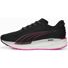 Puma Magnify Nitro Surge Damen Schwarz/Rot, 1/2