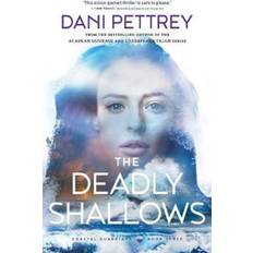 Books The Deadly Shallows (Paperback)