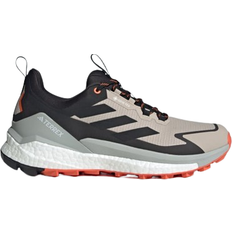 Men - adidas Terrex Free Hiker Shoes adidas Terrex Free Hiker 2.0 Low GTX M - Wonder Beige/Core Black/Semi Impact Orange