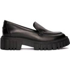Svarta Loafers Clarks Premium Damsida Penny Loafer - Svart Läder