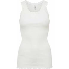 Soyaconcept Scsarona Kvinde Toppe Silke hos Magasin Off White