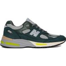 Schoenen New Balance Patta x 991v2 - Sea Moss/Green