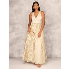 Long Dresses Adrianna Papell Adrianna Papell Metallic Jacquard Sleeveless Maxi Dress, Light Gold