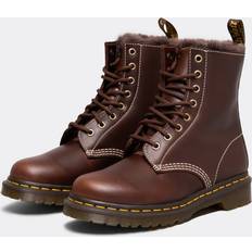 Dr. Martens 1460 Serena Brown Classic Pull Up Kvinde Snørestøvler hos Magasin