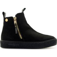 Mount V Zip Boot - Black
