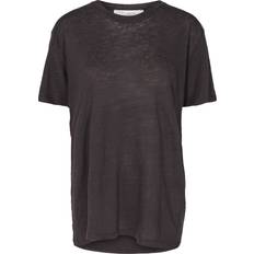 Luciana Kvinde T-shirts hos Magasin Black