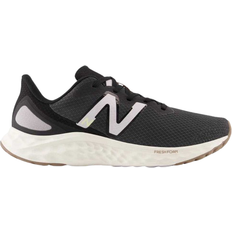 New balance fresh foam arishi v4 dame New Balance Fresh Foam Arishi V4 W - Blacktop/Sea Salt