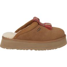 Platå Tøfler & Sandaler UGG Tazzle - Chestnut