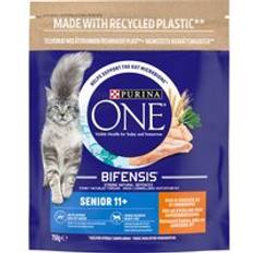 Purina ONE Senior 11+ Chicken & Whole Grains Dry Cat Food 750g