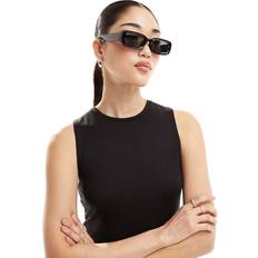 Weekday Cruise Squared Sunglasses - Black