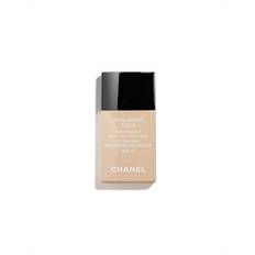 Chanel Vitalumière Aqua Ultra-Light Skin Perfecting Makeup SPF 15