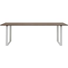 Muuto 225 x 90 cm Solid Smoked Oak-Grey Table à manger