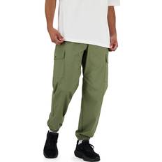 New Balance Men Clothing New Balance Men's Twill Cargo Jogger in Green Cotton Twill