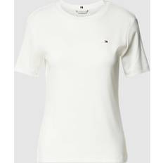 Tommy Hilfiger Dame T-skjorter Tommy Hilfiger T-Shirt mit Label-Stitching in Ecru, Größe