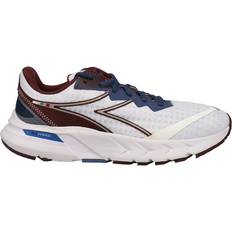 Diadora Sport Shoes Diadora Mythos Blushield Volo Running Shoes White