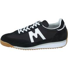 Karhu Mestari Black/white, Unisex, Skor, Sneakers, Sneakers, Svart