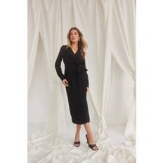 Bubbleroom Klänningar Bubbleroom Peach Midi Wrap Dress Black