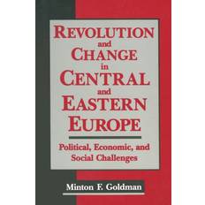 Revolution and Change in Central and Eastern Europe (Copertina flessibile)