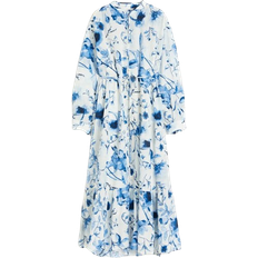 Midikleider - Polyamid H&M Oversized Crinkle Fabric Dress - White/Blue Floral