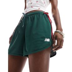 New Balance Vrouw Broeken & Shorts New Balance Mesh Short - Groente