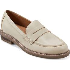 Low Shoes Earth Javas Penny Loafer Women's Off White Loafers