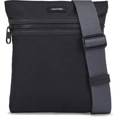 Calvin Klein Ck Essential Flatpack Crossovers - Ck Black