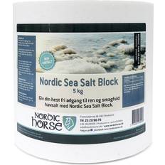 Nordic Horse Sea Salt Block stk