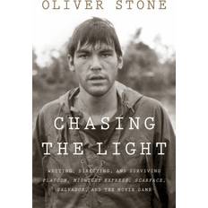 Culture Books Chasing the Light: Writing, Directing, and Surviving Platoon, Midnight Express, Scarface, Salvador, and the Movie Game (Paperback, 2021)