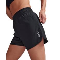 Nailon - Nainen Shortsit 2XU Aero Hi-Rise 4 Inch Shorts - Black/Silver Reflective