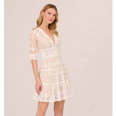 Adrianna Papell Lace Embroidery Dress - Hvid