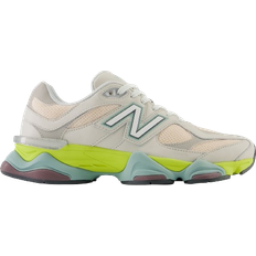 New Balance 9060 - Moonbeam/Vintage Rose/Moonrock